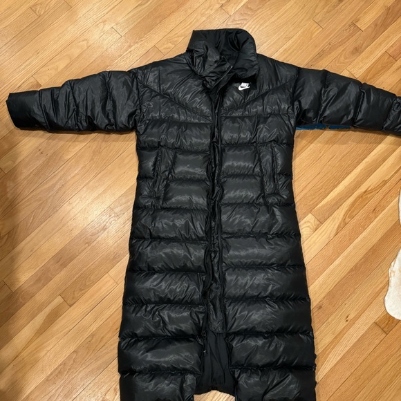 Nike Therma-fit parka size small - Picture 3 of 10